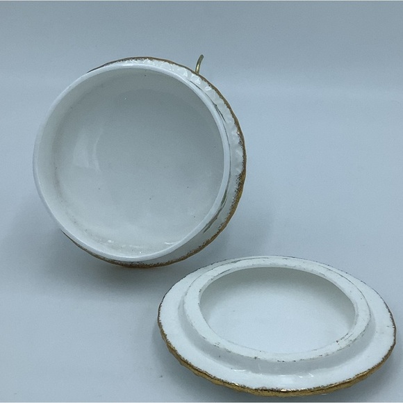 Vintage Flambro Christmas Rose Mini Tiered Tray and Trinket Box - Picture 12 of 14